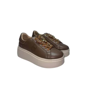 Sneaker Tosca Blu in Pelle Fango con Lacci in Velluto e Gioiello Farfalla